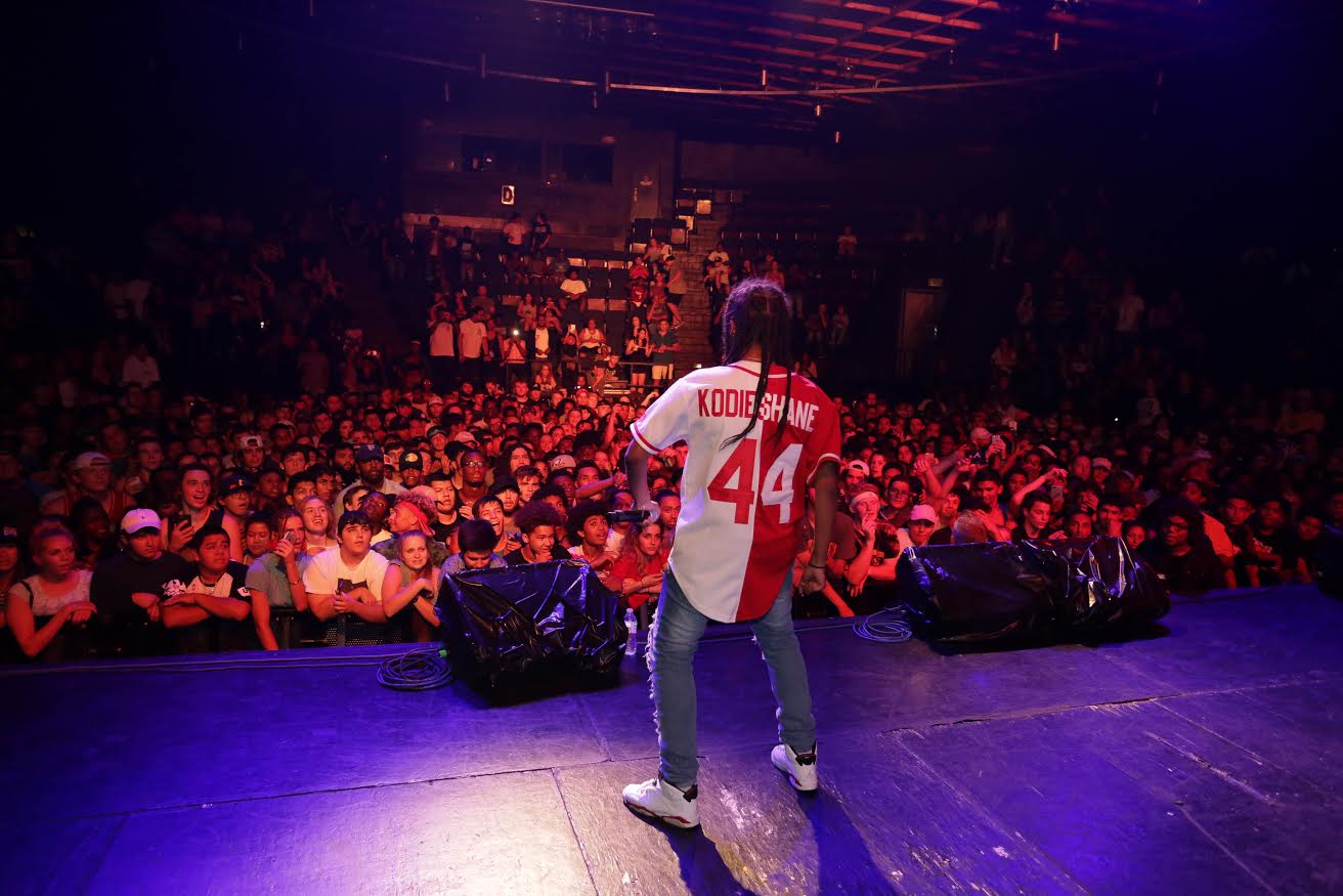 Boat Show Tour | Shot by @KevinMayaPhoto